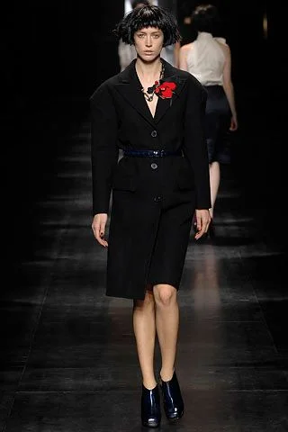 Look 10